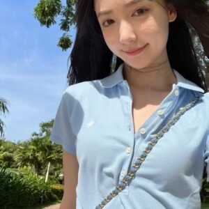 Ralph Lauren 12가지 색상, 5개 단추 클래식 폴로 셔츠 여성용 반팔 티셔츠로 클래식한 디자인에 포니 자수가 특징입니다.